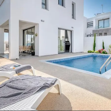 Villa Luxurious Alasia In