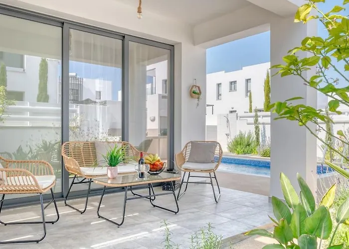 Luxurious Alasia In * باراليمني